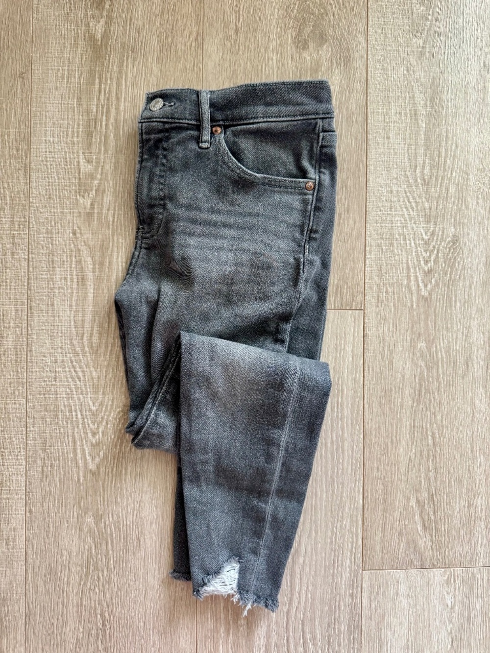 Express Mid Rise Skinny Jeans